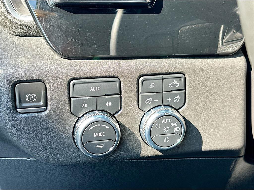 used 2023 GMC Sierra 1500 car, priced at $38,500