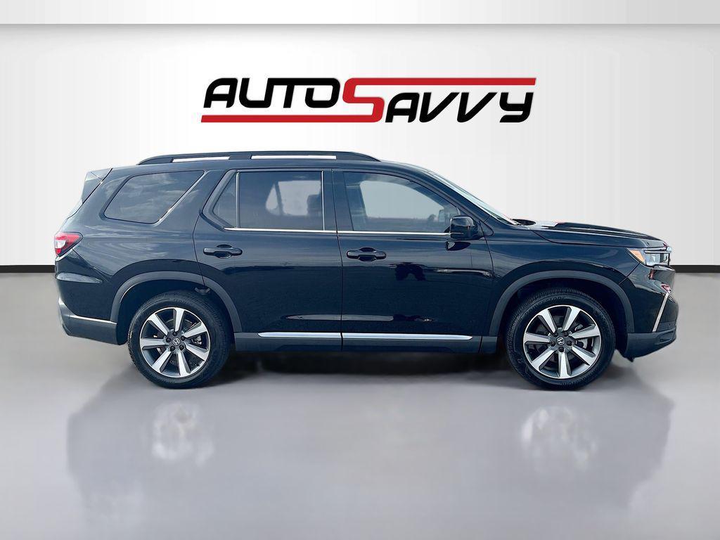 used 2025 Honda Pilot car, priced at $41,700