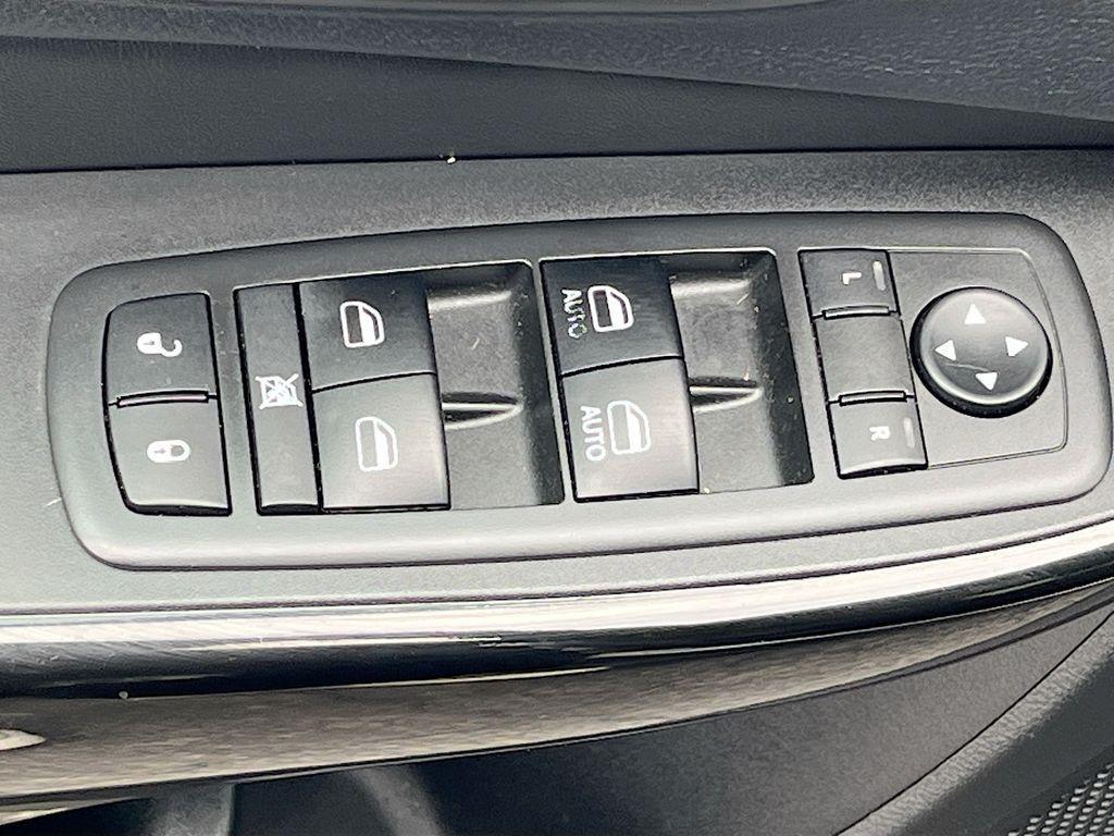 used 2019 Jeep Cherokee car, priced at $15,000