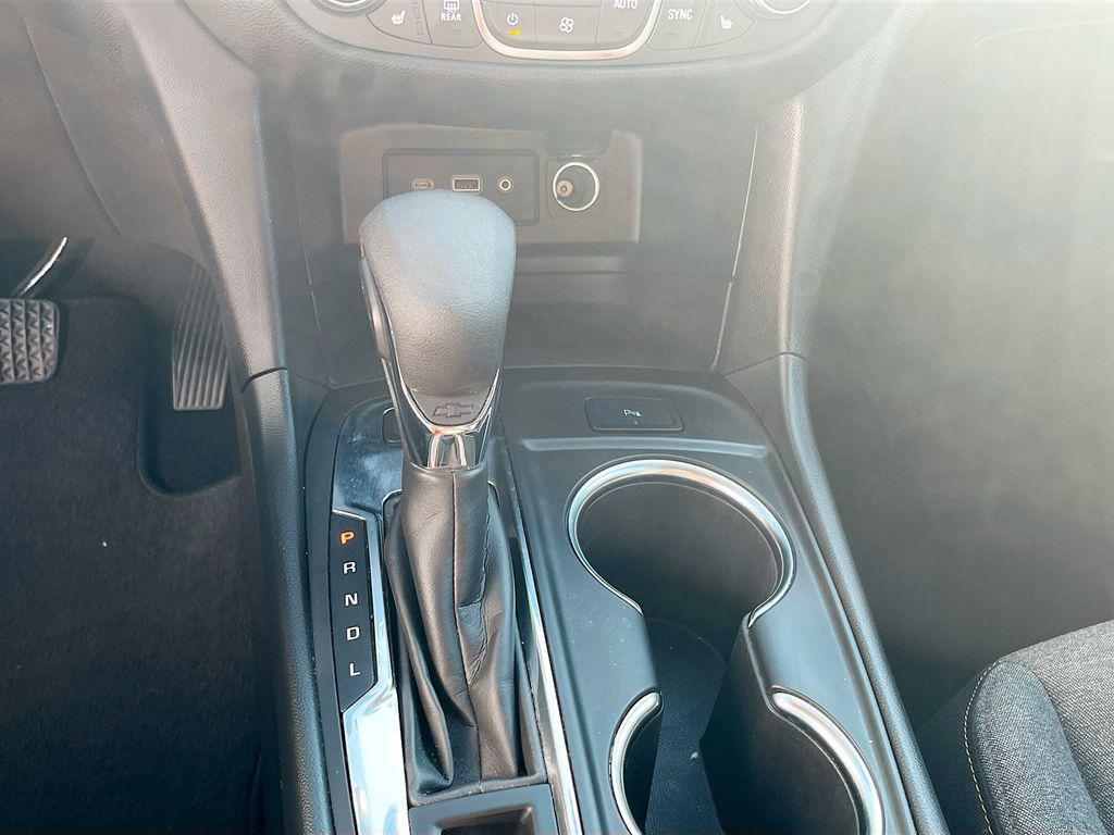 used 2024 Chevrolet Equinox car, priced at $19,500