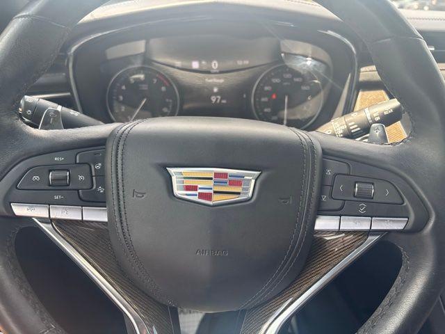 used 2021 Cadillac XT6 car, priced at $25,935