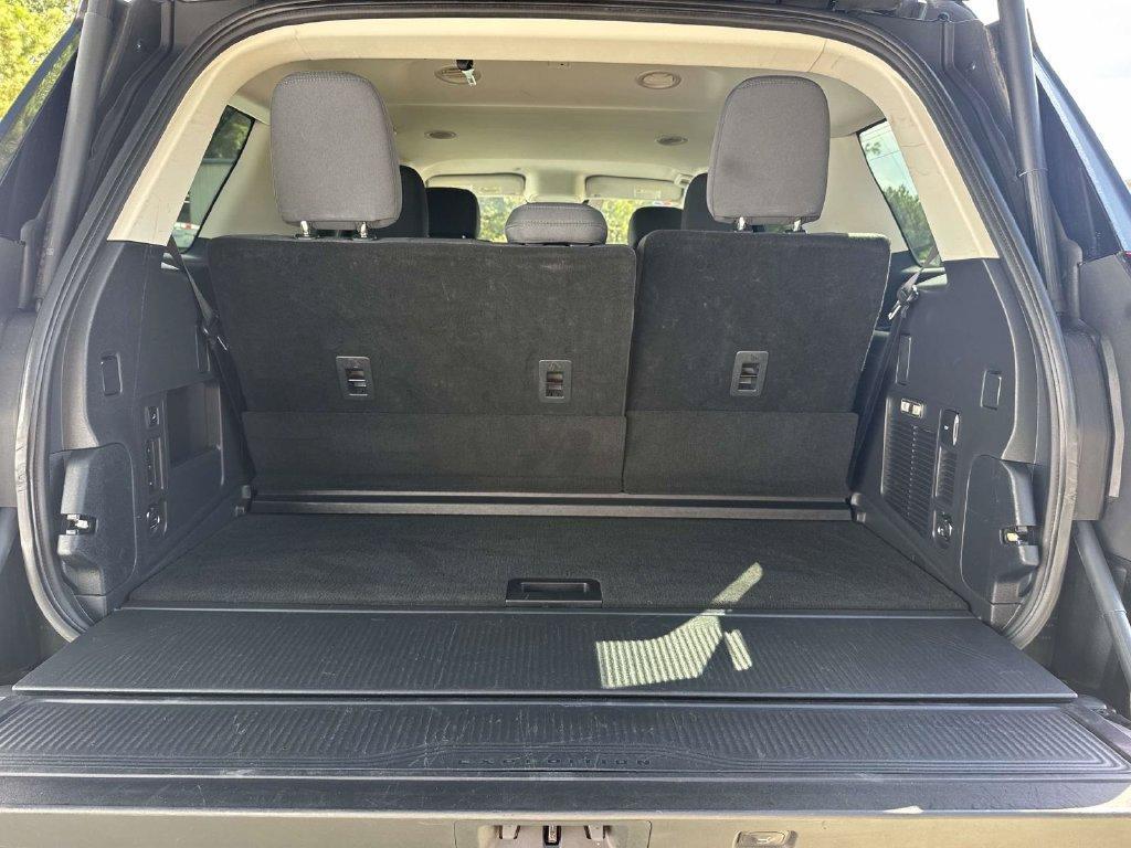 used 2025 Ford Expedition car, priced at $50,935