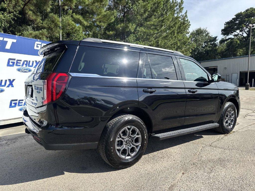 used 2025 Ford Expedition car, priced at $50,935
