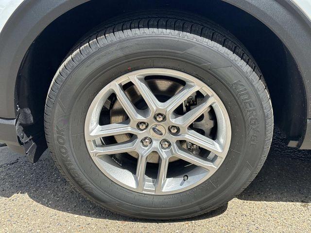 new 2026 Ford Explorer car, priced at $39,131