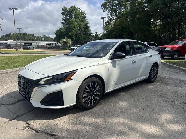 used 2025 Nissan Altima car, priced at $21,520