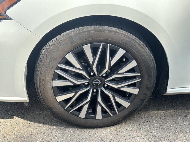 used 2025 Nissan Altima car, priced at $21,520