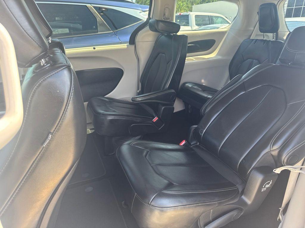used 2023 Chrysler Pacifica car, priced at $19,435