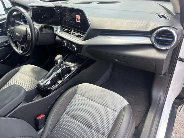 used 2025 Chevrolet Trax car, priced at $20,435