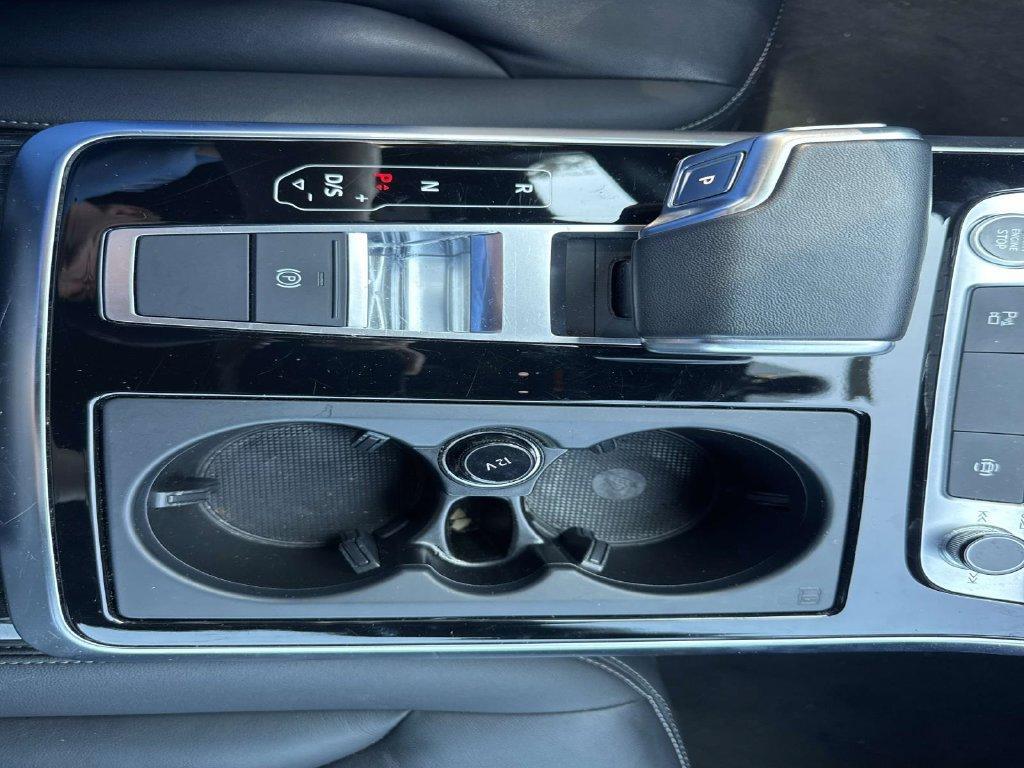 Audi Q7 view 50