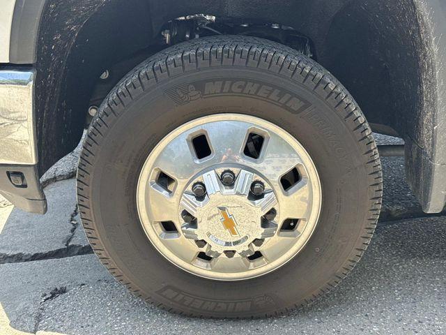 used 2024 Chevrolet Silverado 3500 car, priced at $69,173
