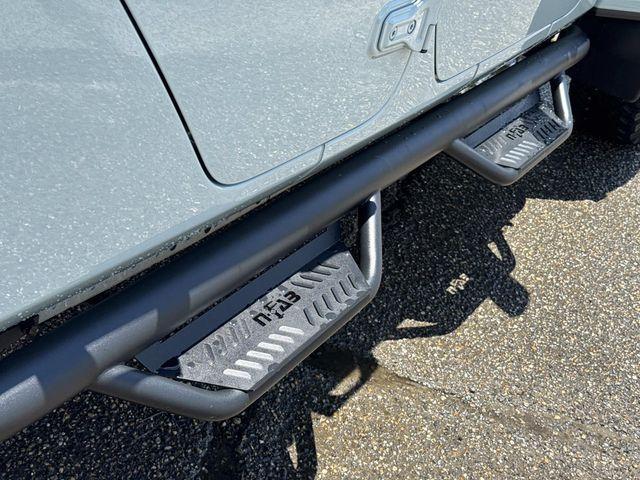 used 2023 Jeep Gladiator car, priced at $41,816