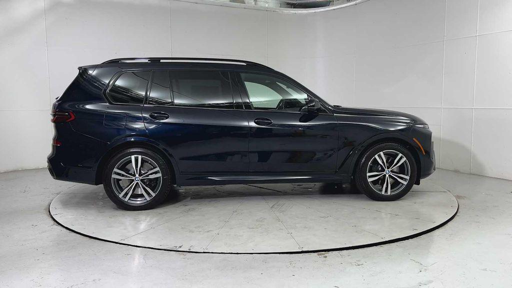 new 2026 BMW X7 car, priced at $123,130