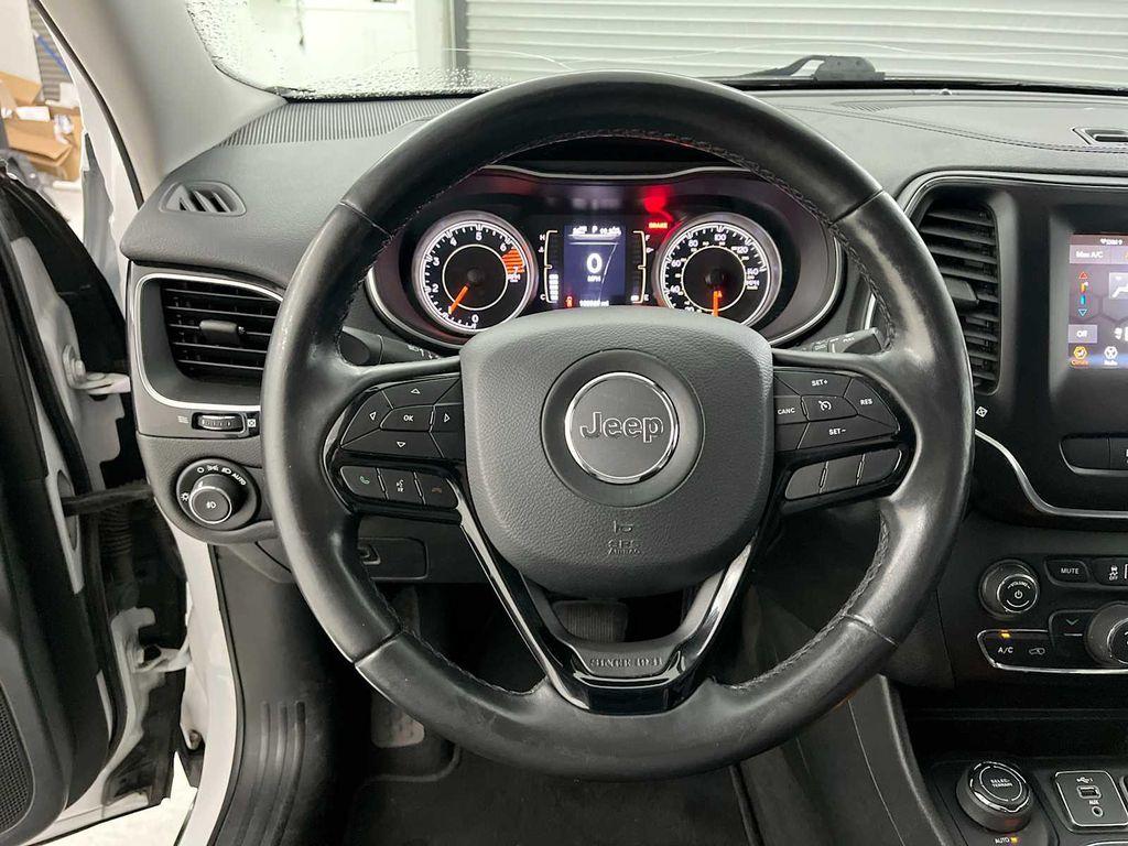 used 2019 Jeep Cherokee car, priced at $14,590