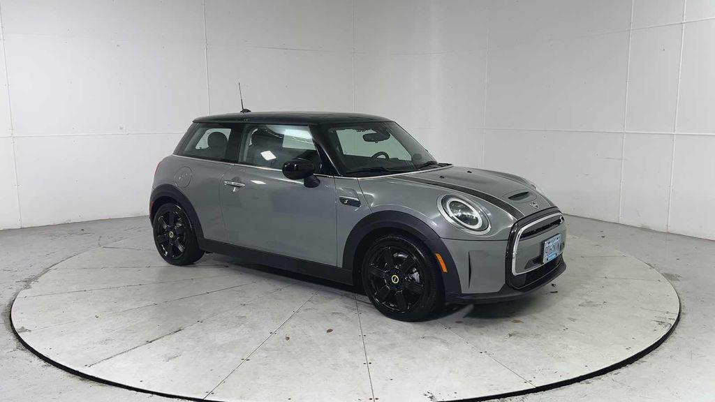 used 2023 MINI Hardtop car, priced at $16,999