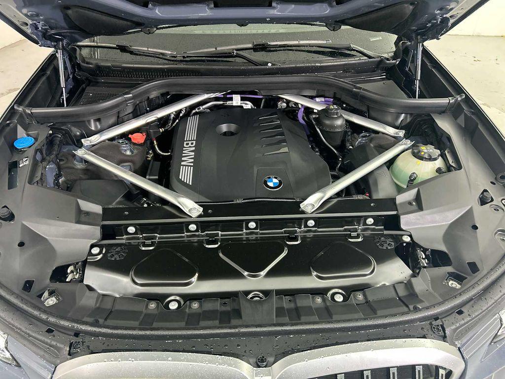 new 2026 BMW X7 car, priced at $98,755