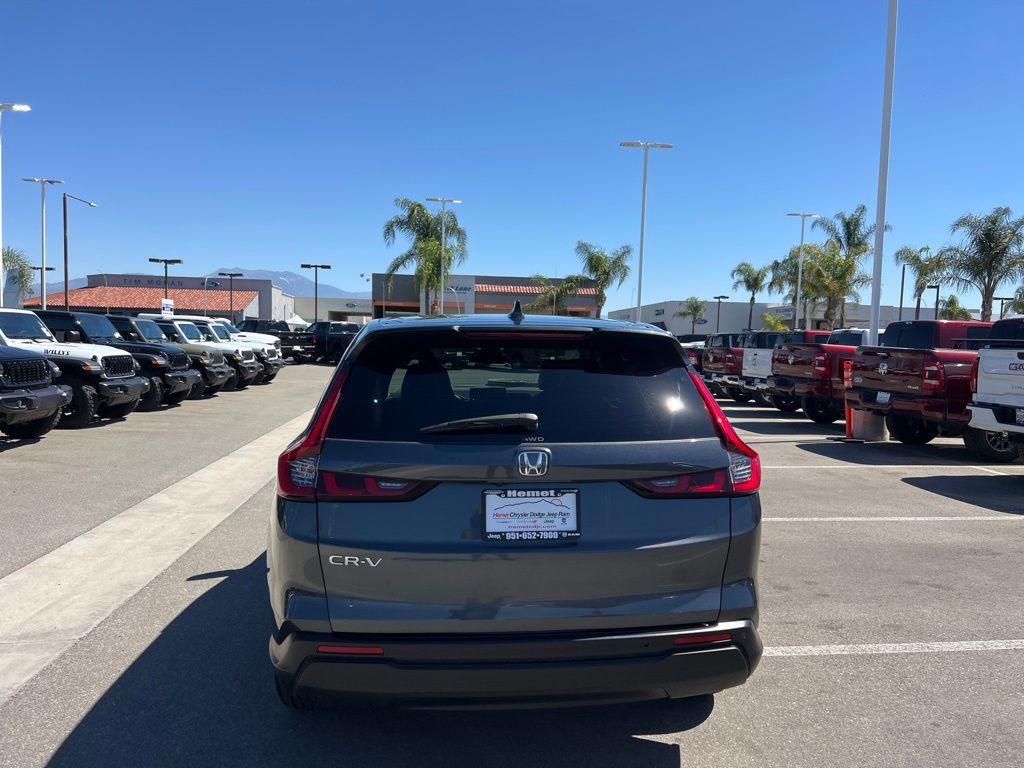 used 2025 Honda CR-V car, priced at $34,332