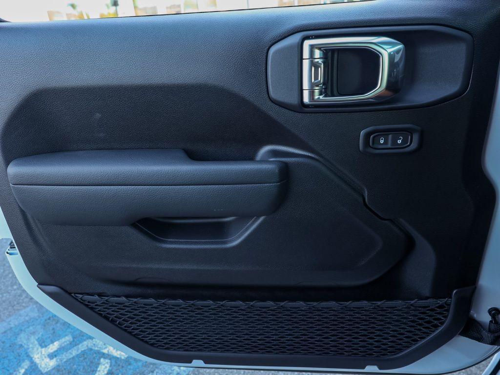 new 2026 Jeep Wrangler car, priced at $37,943