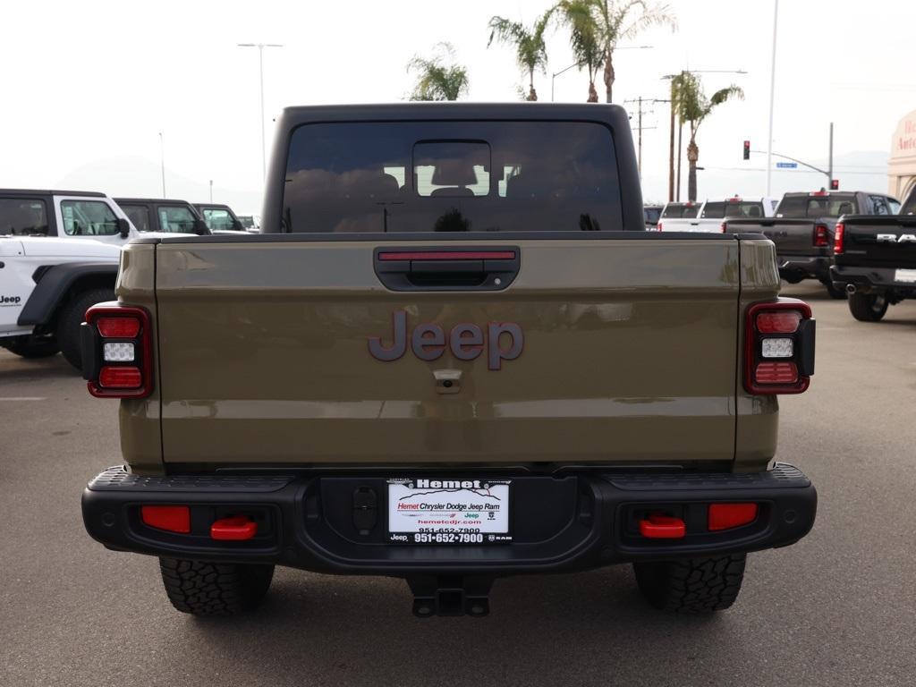 new 2026 Jeep Gladiator car, priced at $57,270