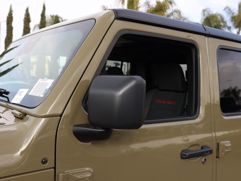 new 2026 Jeep Gladiator car, priced at $57,270