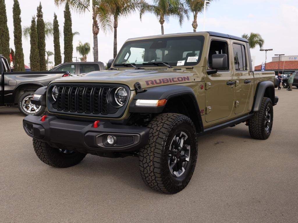 new 2026 Jeep Gladiator car, priced at $57,270