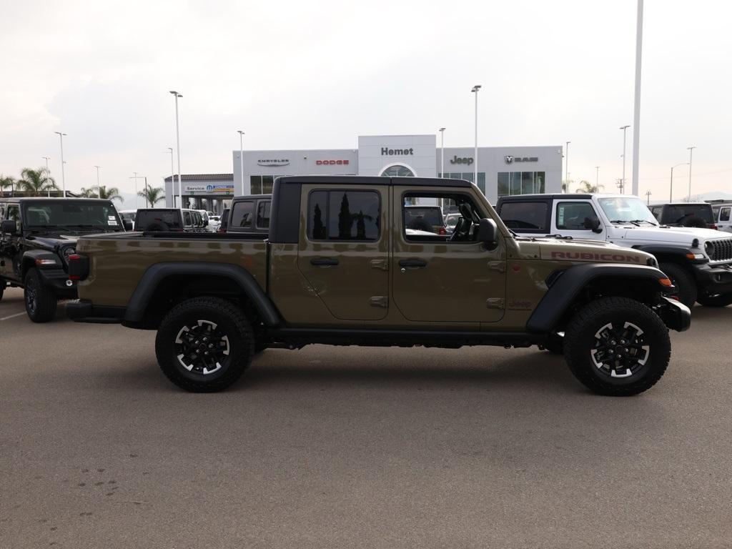 new 2026 Jeep Gladiator car, priced at $57,270