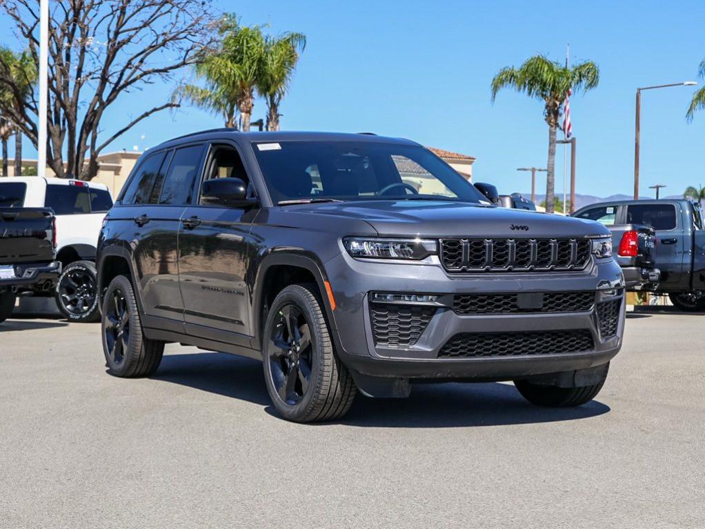 new 2026 Jeep Grand Cherokee car, priced at $44,765