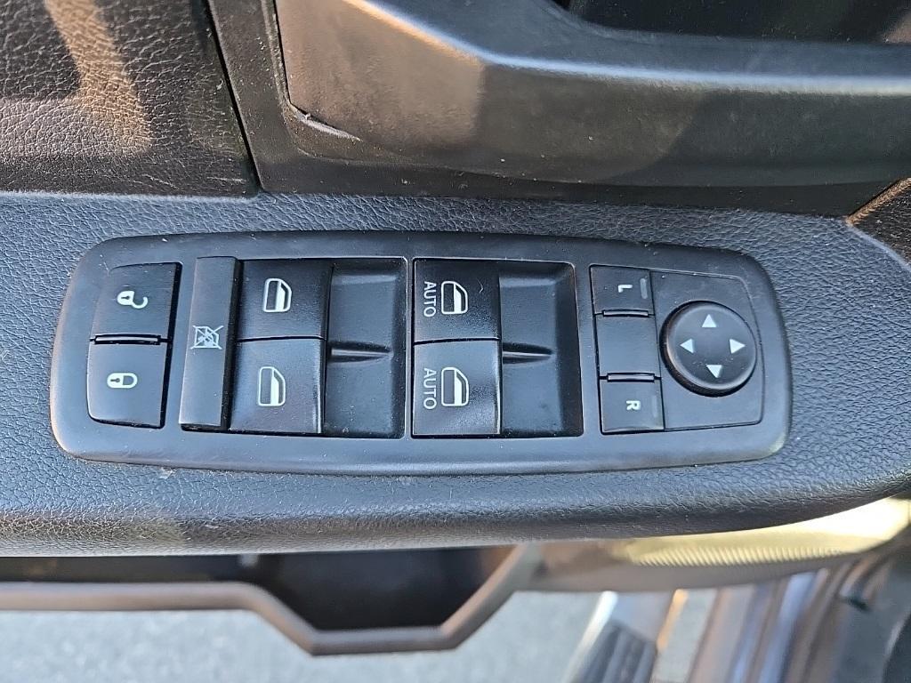 used 2019 Ram 1500 Classic car, priced at $21,628