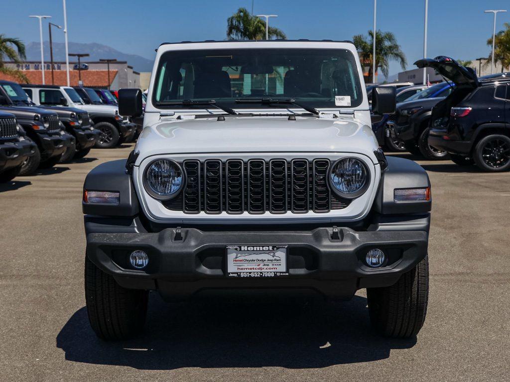 new 2026 Jeep Wrangler car, priced at $38,672