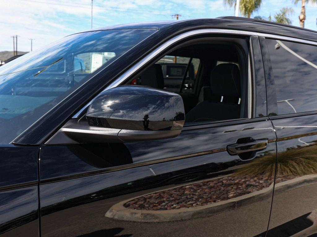 new 2026 Jeep Grand Cherokee L car, priced at $40,584