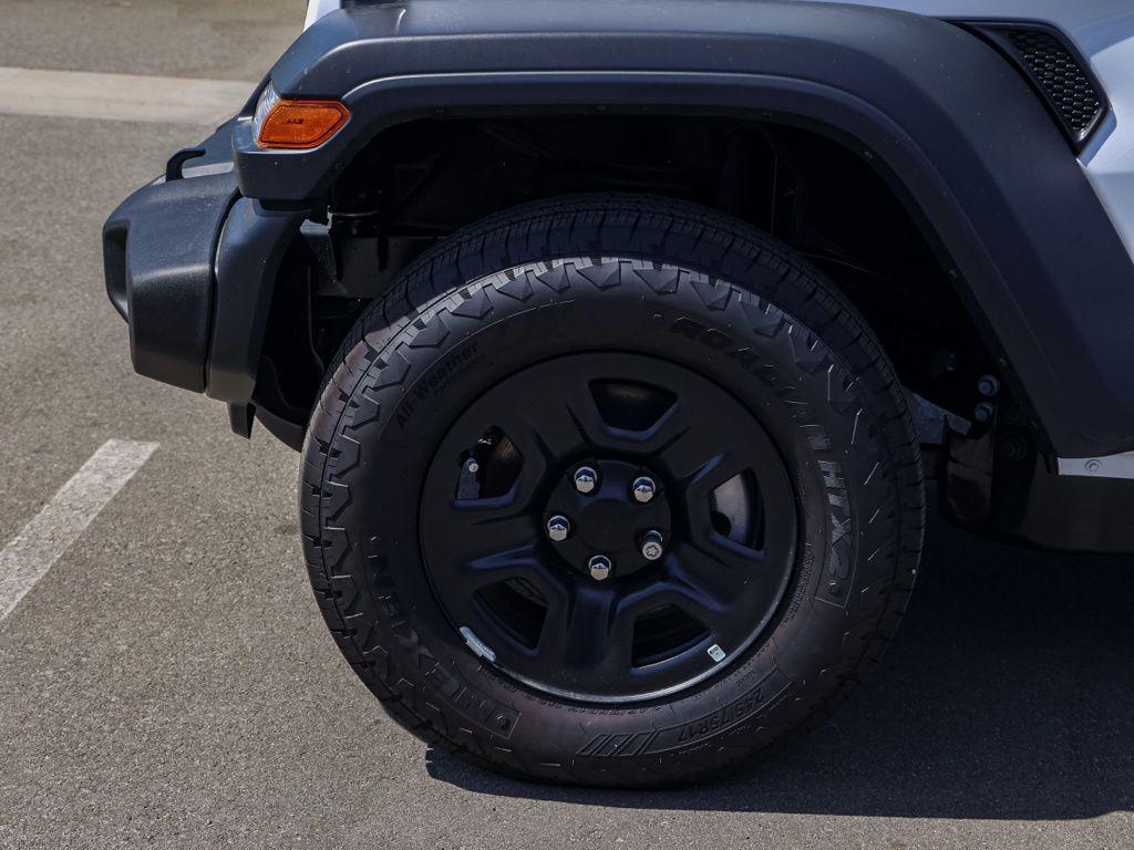 new 2026 Jeep Wrangler car, priced at $40,967