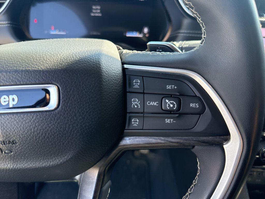 used 2023 Jeep Grand Cherokee car, priced at $25,273