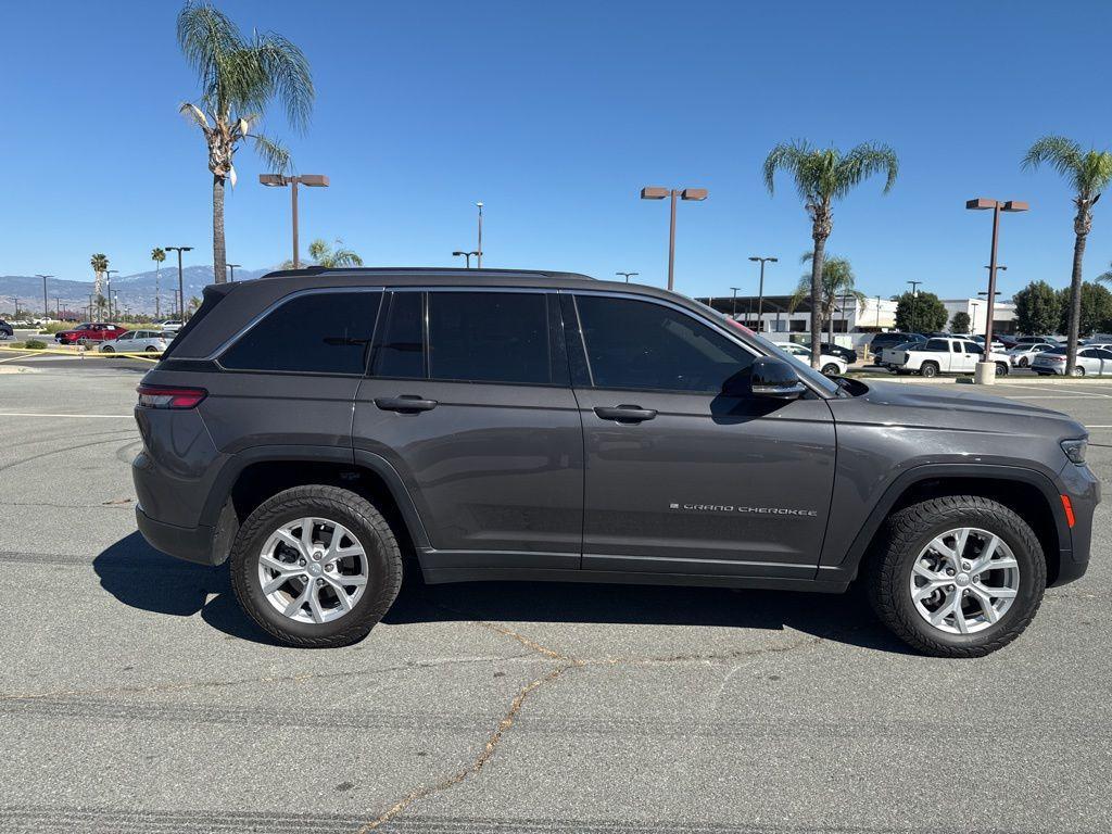 used 2023 Jeep Grand Cherokee car, priced at $25,273