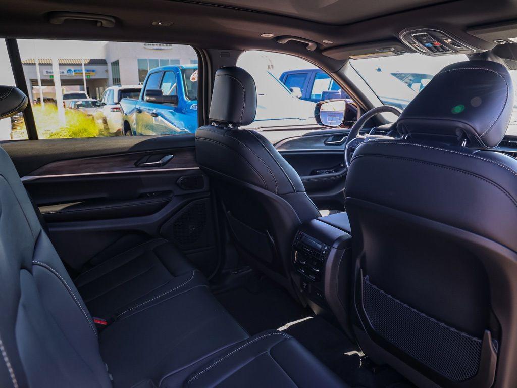 new 2026 Jeep Grand Cherokee L car, priced at $49,763