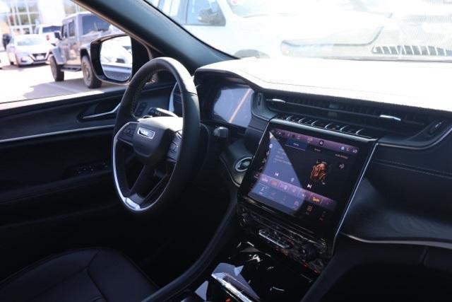 new 2025 Jeep Grand Cherokee L car, priced at $41,052