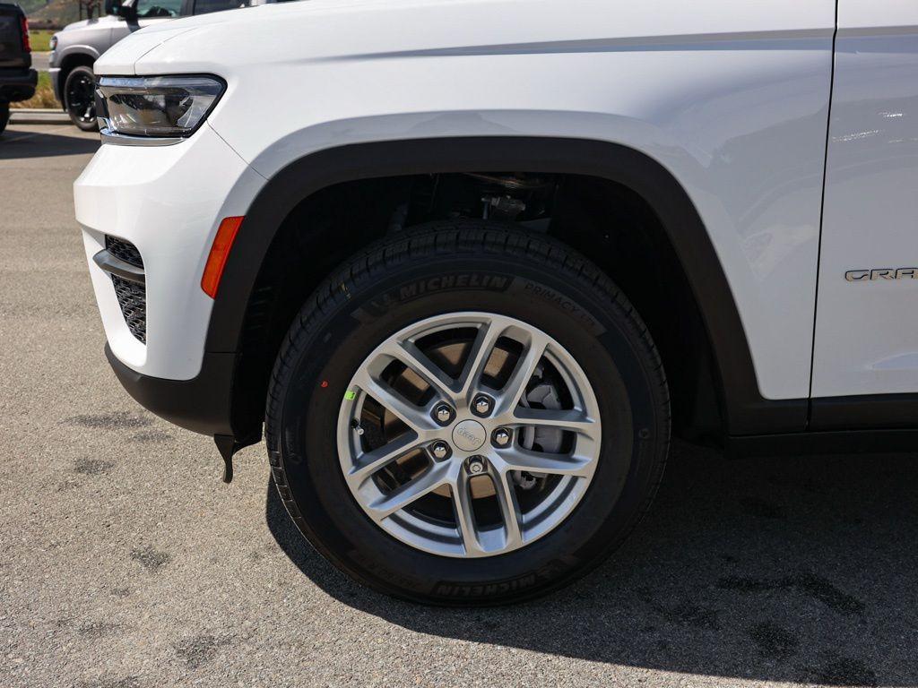 new 2026 Jeep Grand Cherokee car, priced at $42,710