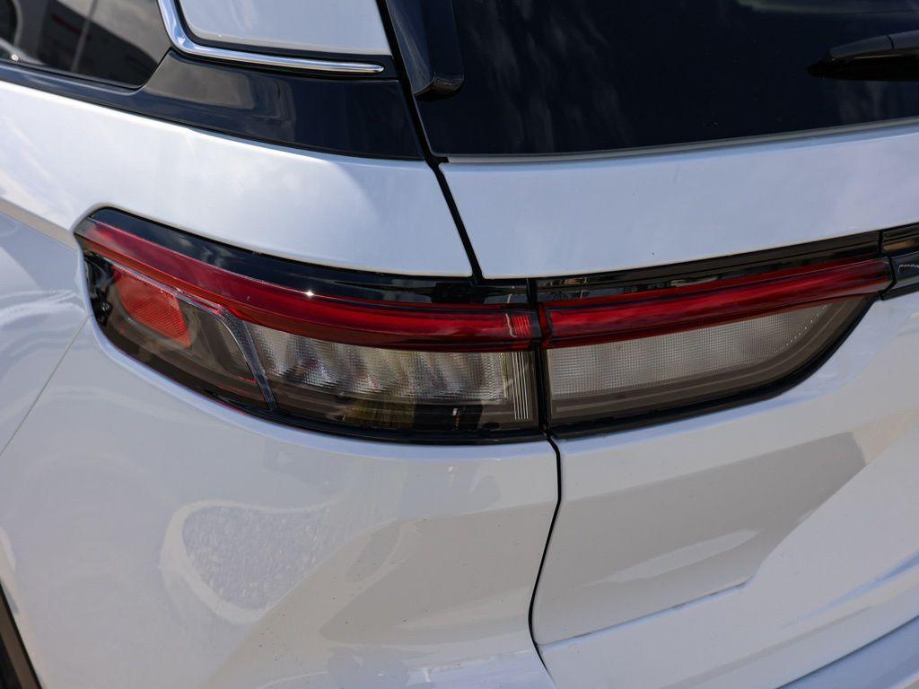 new 2026 Jeep Grand Cherokee car, priced at $42,710