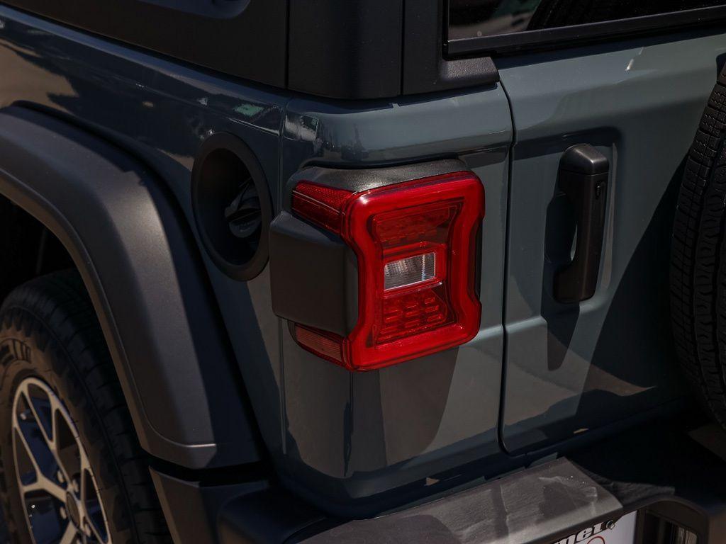 new 2026 Jeep Wrangler car, priced at $47,996