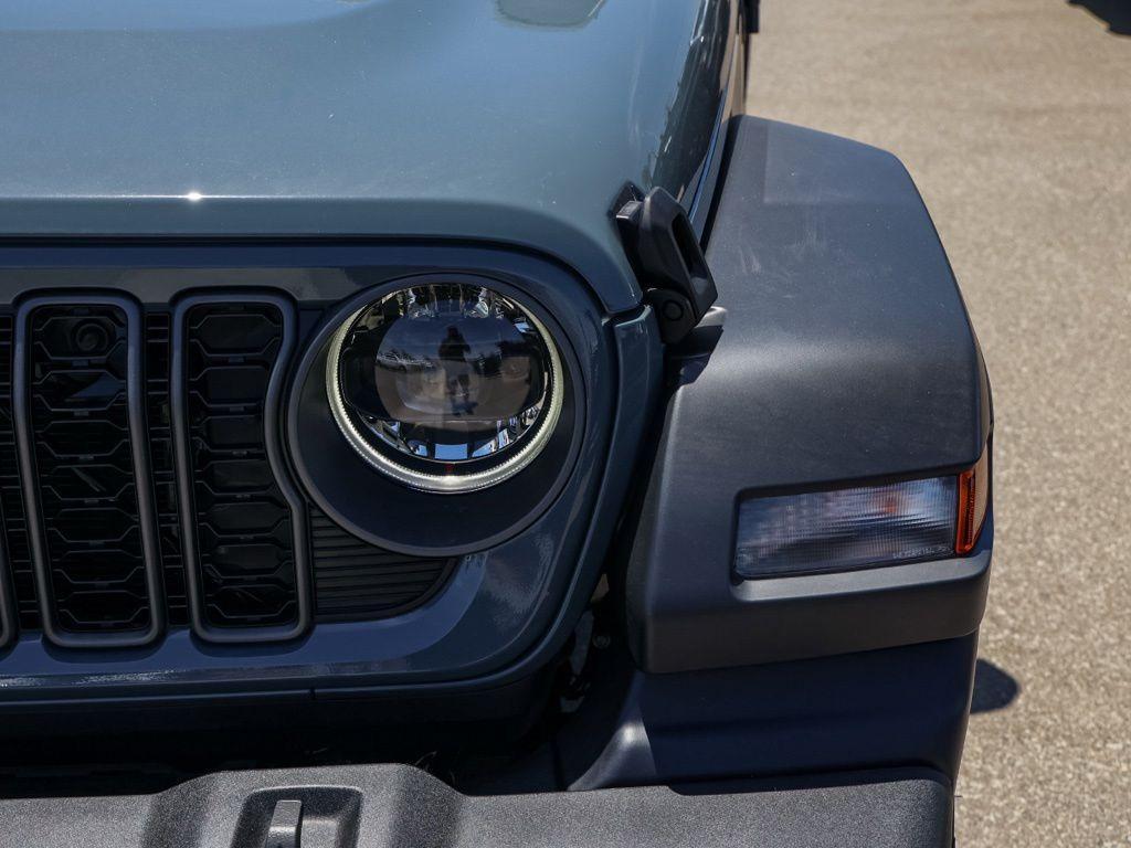 new 2026 Jeep Wrangler car, priced at $47,996