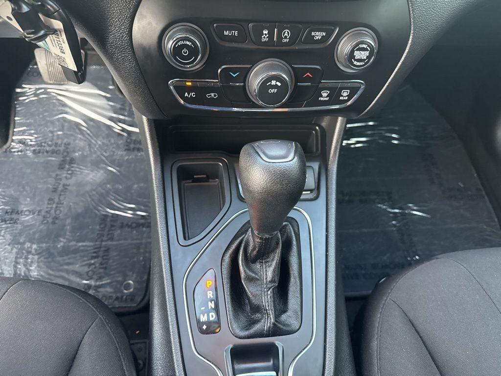 used 2020 Jeep Cherokee car, priced at $14,991