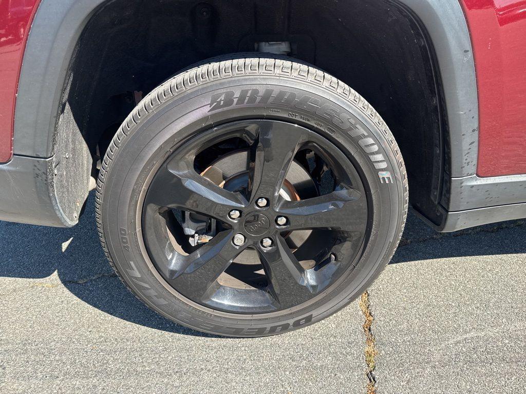 used 2023 Jeep Grand Cherokee L car, priced at $35,528