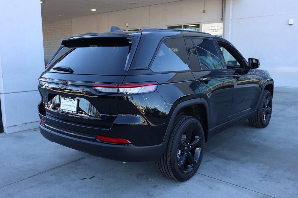 new 2025 Jeep Grand Cherokee car, priced at $33,951