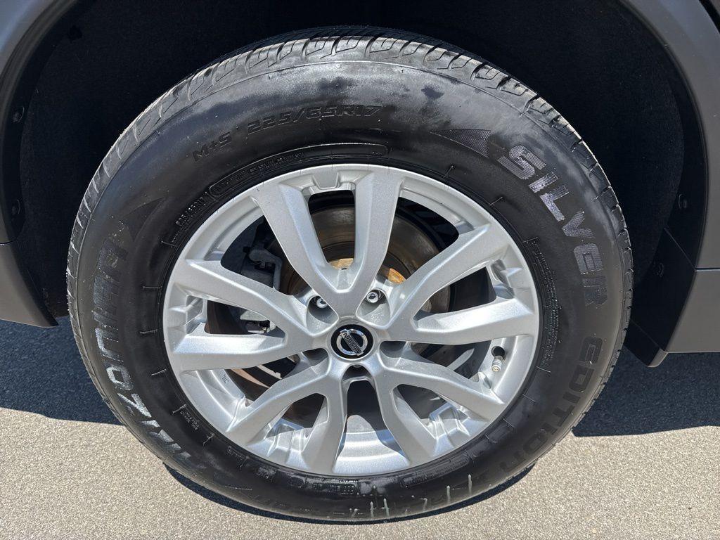 used 2020 Nissan Rogue car, priced at $14,874