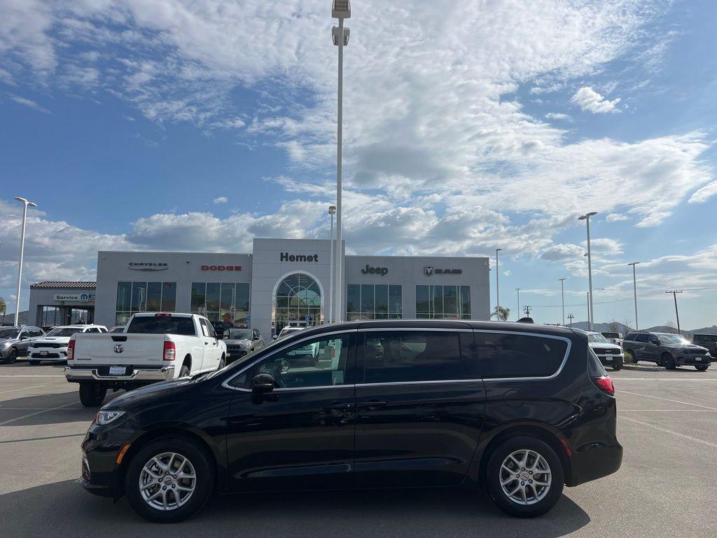 used 2024 Chrysler Pacifica car, priced at $29,640