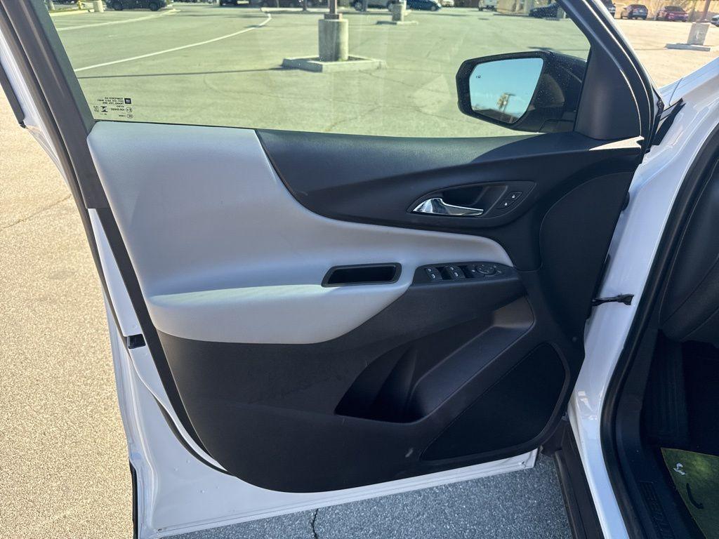 used 2024 Chevrolet Equinox car, priced at $19,831