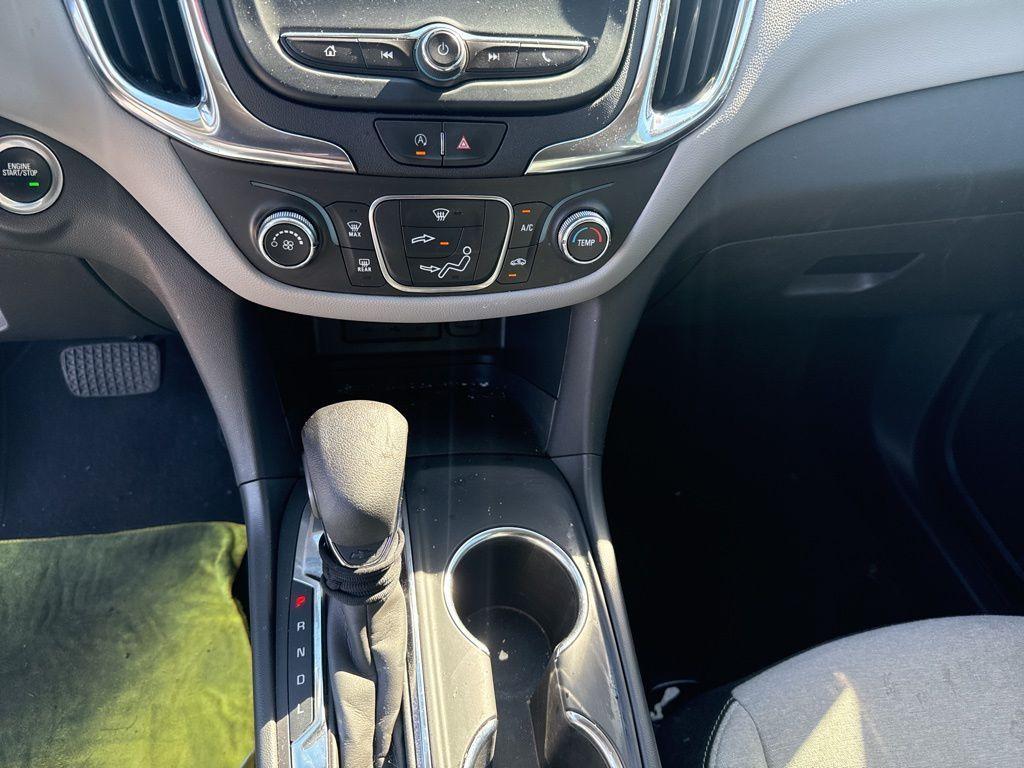 used 2024 Chevrolet Equinox car, priced at $19,831