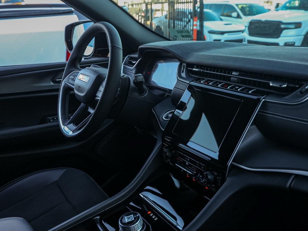 new 2025 Jeep Grand Cherokee L car, priced at $38,853
