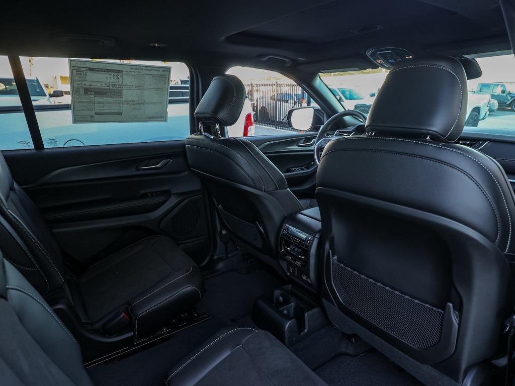 new 2025 Jeep Grand Cherokee L car, priced at $38,853