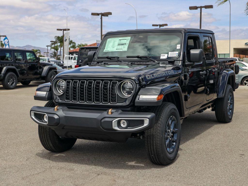 new 2026 Jeep Gladiator car, priced at $45,627