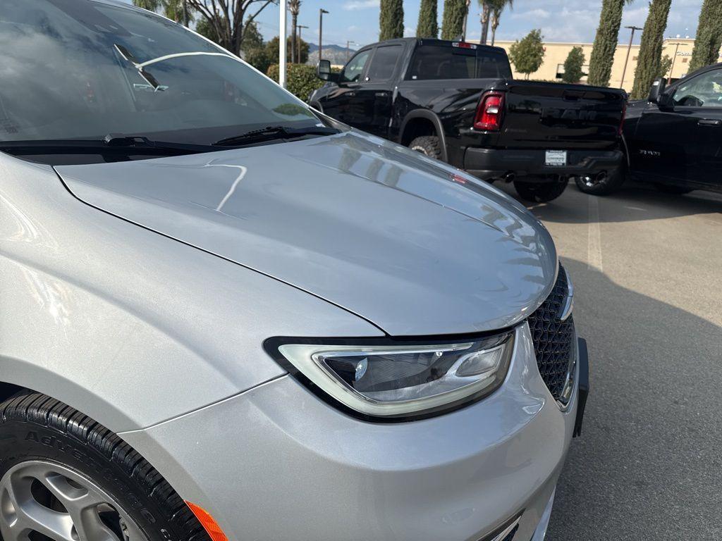 used 2024 Chrysler Pacifica car, priced at $31,747