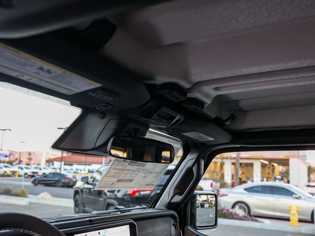 new 2026 Jeep Gladiator car, priced at $54,452